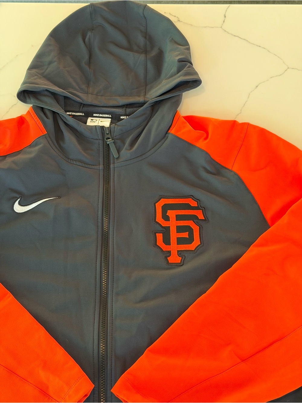 Nike Black & Orange SF Giants Therma fit dugout Hooded Jacket